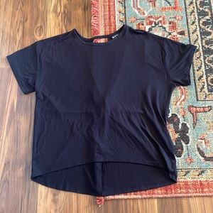 Athleta tee
